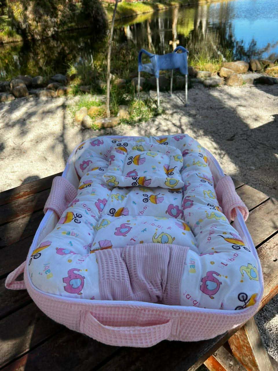 سرير الرضّع المحمول